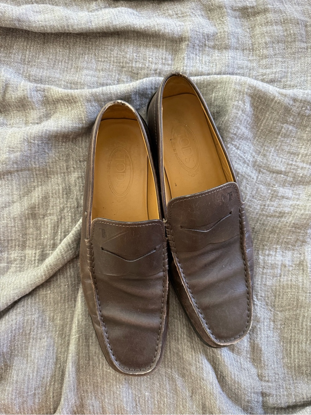 TOD'S penny loafer